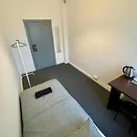 Fantastic Waw - Ch5 Room C212