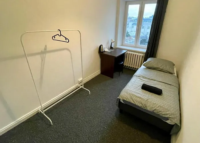 Fantastic Waw - Ch5 Room C212
